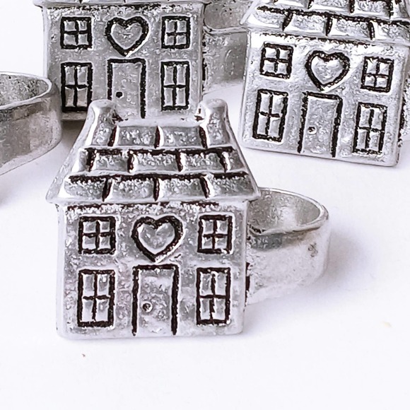 Vintage House Heart Pewter Napkin Holders Set of 4 Country Kitchen Decor Rings - Picture 1 of 4